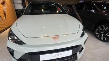 2025 CUPRA EHybrid 25.8kWh VZ1 DSG Euro 6 5-door (Grey) - Image: 7