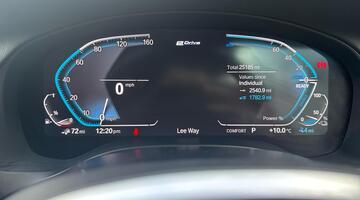 2022 BMW 2.0 30e 12kWh M Sport Auto xDrive Euro 6 5-door (Grey) - Image: 16