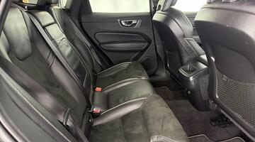 2019 Volvo 2.0 D4 R-Design Auto Euro 6 5-door (Black) - Image: 9