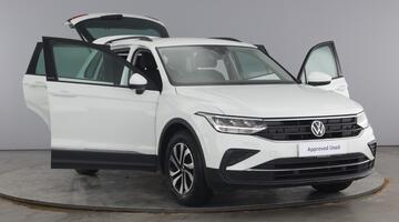 2022 Volkswagen TSI Active Euro 6 5-door (White) - Image: 9