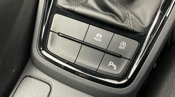 2025 Škoda 1.0 TSI Monte Carlo Edition DSG Euro 6 5-door (White) - Image: 27