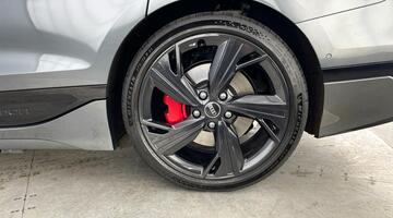 2025 Audi 100kWh Launch Edition Auto quattro 5-door (Grey) - Image: 36