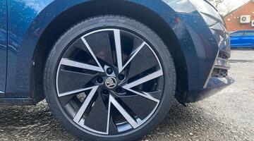 2023 Škoda TSI iV 13kWh Laurin & Klement DSG Euro 6 5-door (Blue) - Image: 6