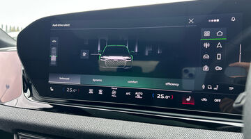 2025 Audi 2.0 TDI Launch Edition Plus S Tronic quattro Euro 6 5-door (Black) - Image: 33