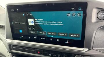 2025 Volkswagen 2.0 TDI T3Commerce Auto FWD SWB Euro 6 5-door (Grey) - Image: 17