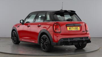 2021 MINI Cooper Sport Euro 6 5-door (Red) - Image: 3