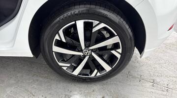 2025 Volkswagen 1.0 TSI Match DSG Euro 6 5-door (White) - Image: 30