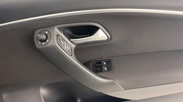 2017 Volkswagen TSI BlueMotion Tech Match Edition Euro 6 3-door (Black) - Image: 24