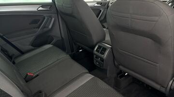 2022 Volkswagen TSI Active DSG Euro 6 5-door (Grey) - Image: 27