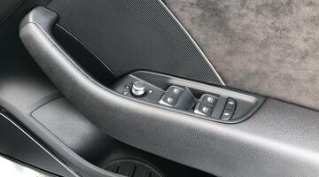 2018 Audi TFSI Sportback S Tronic quattro Euro 6 5-door (White) - Image: 22