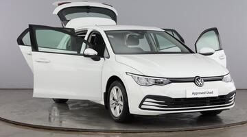 2022 Volkswagen TSI Life Euro 6 5-door (White) - Image: 9