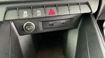 2019 Audi 1.0 TFSI 25 Technik Sportback Euro 6 5-door (Blue) - Image: 24