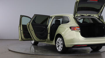 2025 Škoda 2.0 TDI SE L DSG Euro 6 5-door (Yellow) - Image: 11