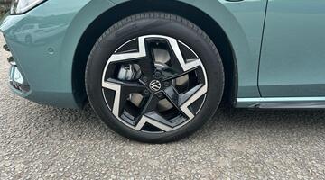 2025 Volkswagen TSI eHybrid 19.7kWh R-Line DSG Euro 6 5-door (Green) - Image: 40
