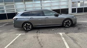 2025 Volkswagen ETSI MHEV R-Line DSG Euro 6 5-door (Grey) - Image: 14