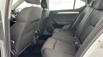 2024 Škoda 2.0 TDI SE DSG Euro 6 5-door (White) - Image: 39