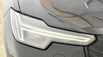 2025 Volvo 2.0 T8 18.8kWh Ultra Dark Auto 4WD Euro 6 5-door (Black) - Image: 22