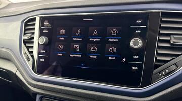 2021 Volkswagen 1.0 TSI United Euro 6 5-door (Silver) - Image: 18