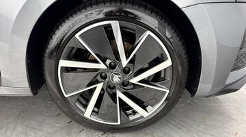 2025 Škoda TSI ACT SportLine Euro 6 5-door (Grey) - Image: 6