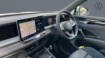 2025 Volkswagen TSI eHybrid 19.7kWh R-Line DSG Euro 6 5-door (White) - Image: 2