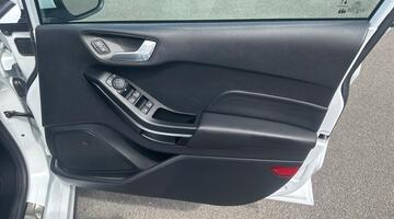 2022 Ford EcoBoost ST-3 Euro 6 5-door (White) - Image: 9