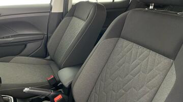 2024 Volkswagen 1.0 TSI Match Euro 6 5-door (Silver) - Image: 34