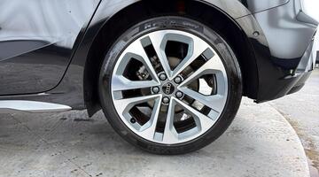 2025 Audi TFSI 30 S line Sportback S Tronic Euro 6 5-door (Black) - Image: 35