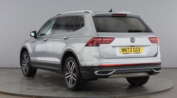 2022 Volkswagen TSI Elegance DSG Euro 6 5-door (Silver) - Image: 3