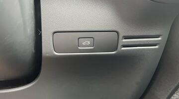 2025 Volvo 2.0 B4 MHEV Ultra Dark DCT Auto Euro 6 5-door (Blue) - Image: 51