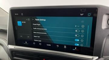 2025 Volkswagen 2.0 TDI T3Commerce Plus FWD SWB Euro 6 5-door (Grey) - Image: 12