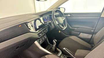 2022 Volkswagen 1.0 TSI Life Euro 6 5-door (Blue) - Image: 2