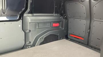 2024 Volkswagen Pro 79kWh Commerce Auto 5-door (Black) - Image: 29