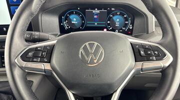 2025 Volkswagen 2.0 TDI T28 Commerce Plus FWD SWB Euro 6 5-door (White) - Image: 25