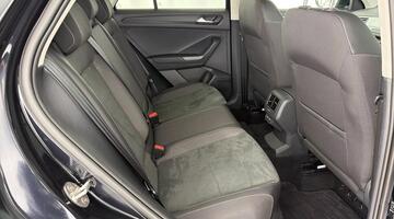 2023 Volkswagen TSI Style DSG Euro 6 5-door (Black) - Image: 29