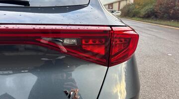 2022 CUPRA 2.0 TSI VZDSG 4-doorive Euro 6 5dr (Grey) - Image: 18