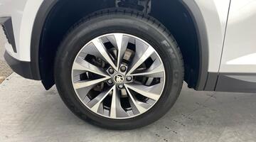 2022 Škoda TSI ACT SE Drive Euro 6 5-door (7 Seat) (White) - Image: 35