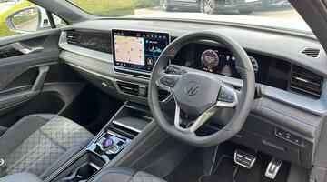 2025 Volkswagen TSI eHybrid 19.7kWh R-Line DSG Euro 6 5-door (White) - Image: 7