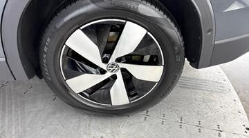 2024 Volkswagen ETSI MHEV Match DSG Euro 6 5-door (Grey) - Image: 36