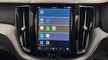 2025 Volvo 2.0h T6 18.8kWh Plus Black Edition Auto Euro 6 5-door (Black) - Image: 34