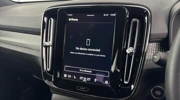 2024 Volvo 2.0 B3 MHEV Plus DCT Auto Euro 6 5-door (White) - Image: 31