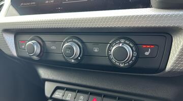 2025 Audi 1.0 TFSI 30 S line Sportback S Tronic Euro 6 5-door (Black) - Image: 30