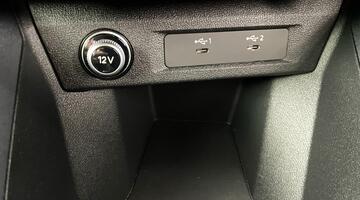 2025 Audi 1.0 TFSI 30 S line Sportback S Tronic Euro 6 5-door (Black) - Image: 13