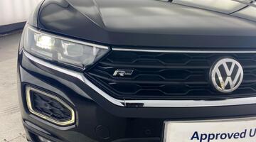 2019 Volkswagen 2.0 TDI R-Line Euro 6 5-door (Black) - Image: 39