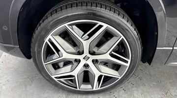 2022 SEAT 2.0 TDI FR Sport Euro 6 5-door (Black) - Image: 42