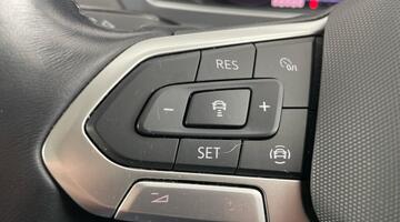 2021 Volkswagen 2.0 TDI Life DSG Euro 6 5-door (Silver) - Image: 13