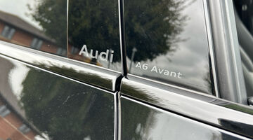 2025 Audi 2.0 TDI Launch Edition Plus S Tronic quattro Euro 6 5-door (Black) - Image: 14