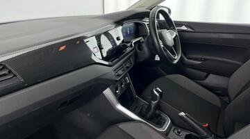 2022 Volkswagen 1.0 TSI Life Euro 6 5-door (Black) - Image: 2