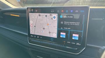 2025 Volkswagen 2.0 TDI Life DSG Euro 6 5-door (Black) - Image: 7