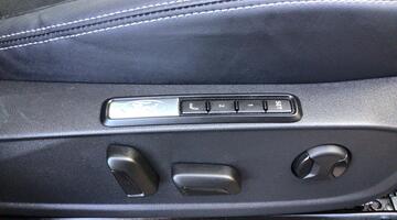 2025 Ford Extended Range 77kWh Premium Auto 5-door (Yellow) - Image: 26