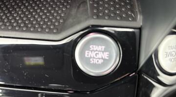 2025 Volkswagen 2.0 TSI R DSG 4Motion Euro 6 5-door (Black) - Image: 13